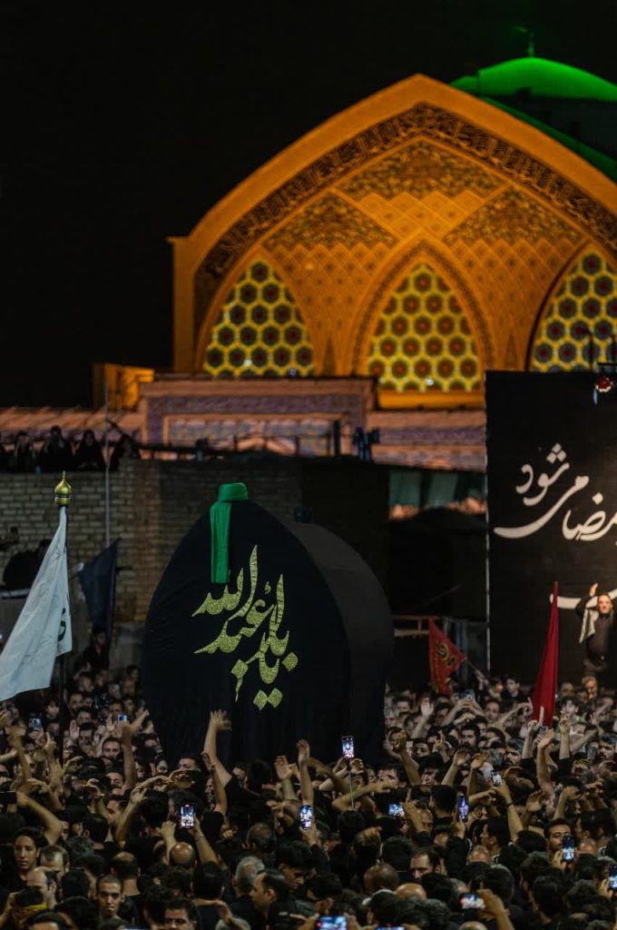 مراسم اجتماع عظیم نخل گردانی شب عاشورا محرم 1403